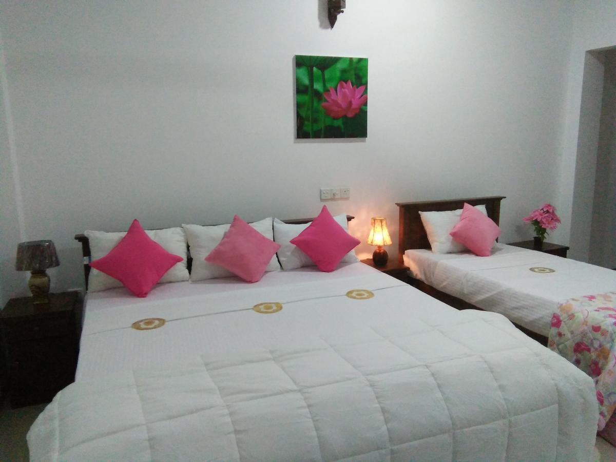 Lotus Dreams Guesthouse Weligama Zewnętrze zdjęcie