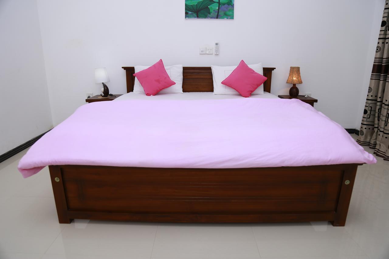 Lotus Dreams Guesthouse Weligama Zewnętrze zdjęcie