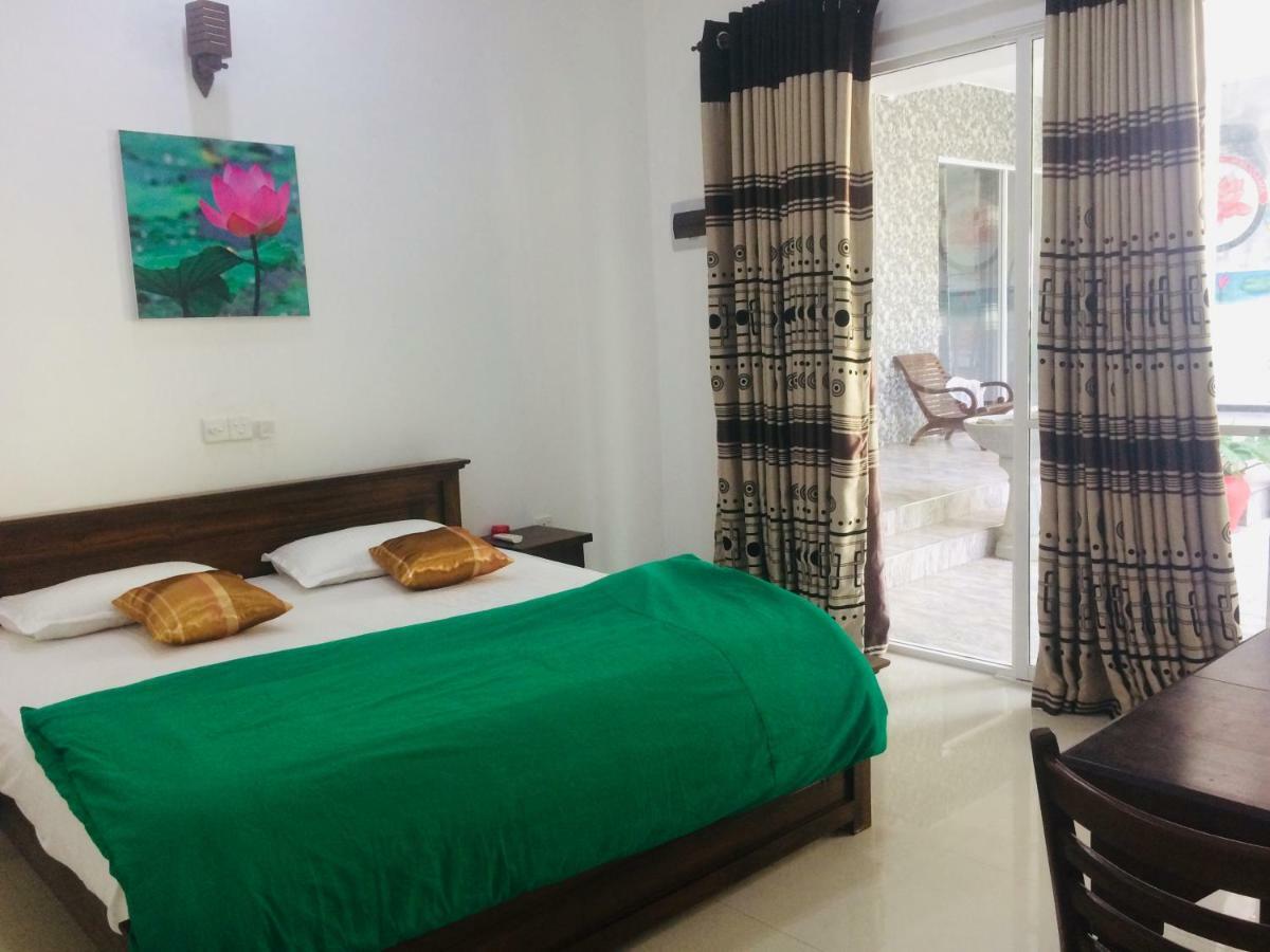 Lotus Dreams Guesthouse Weligama Zewnętrze zdjęcie