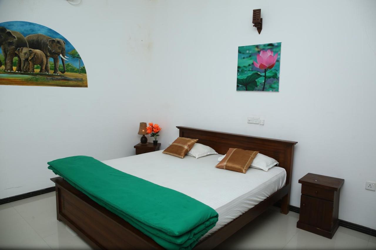 Lotus Dreams Guesthouse Weligama Zewnętrze zdjęcie